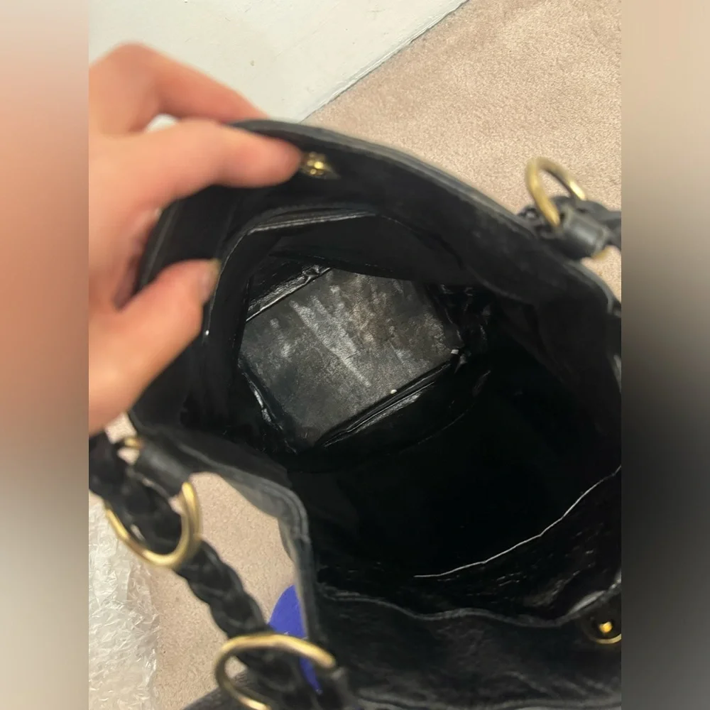 Vintage black leather bag - Picture 9 of 10